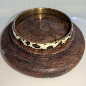 Brass Bracelet with elephants and Ivory like a inlays